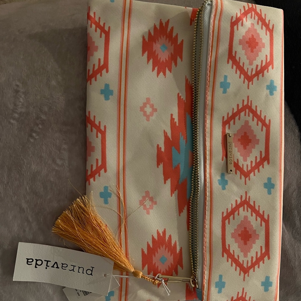 Pura Vida clutch bag